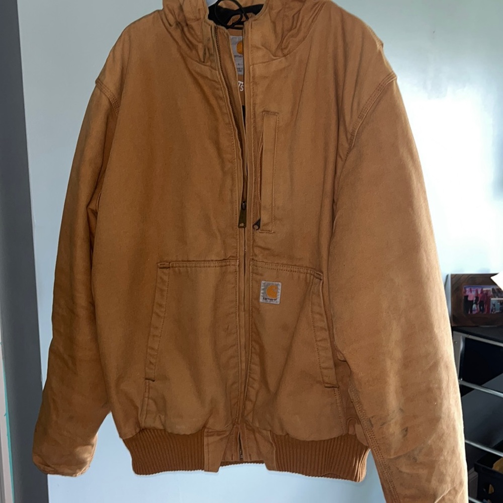 Men’s Carhartt jacket